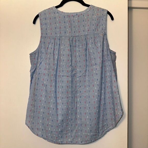 LOFT Women’s Button Up Light Blue with Colorful Embroidered Dots Size Large - Picture 4 of 8